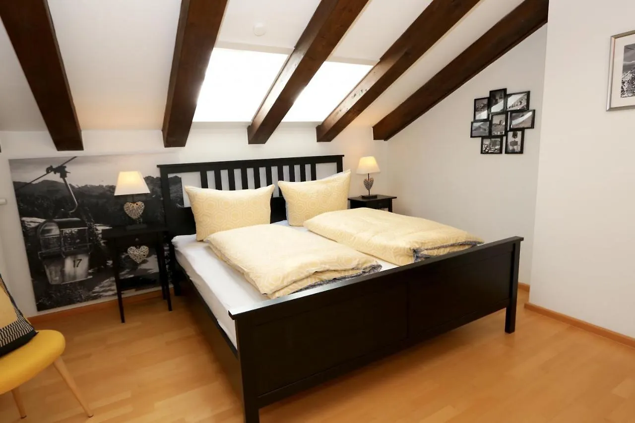 Apartment Ferienwohnung Frischluft Garmisch-Partenkirchen Germany